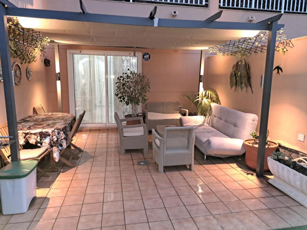 Brisas Del Mar - Sunset Garden Apartment Адехе Екстериор снимка
